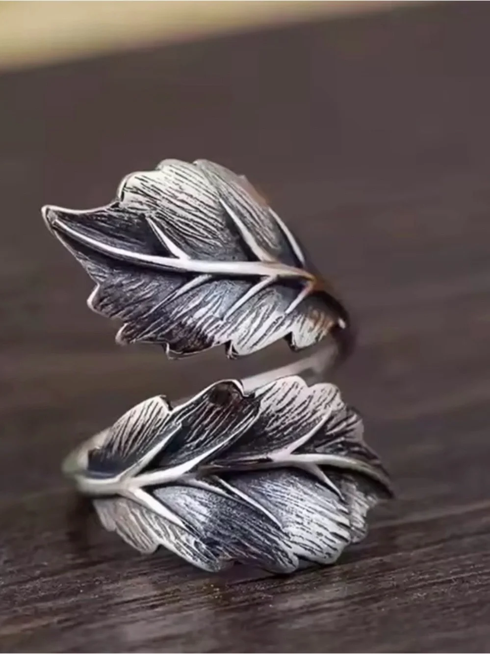 Vintage Leaf Resizable Silver Ring -  Retro Jewelry